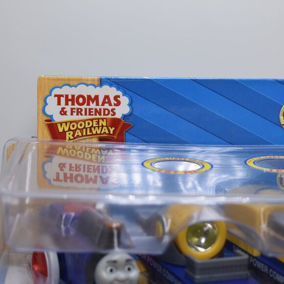 Fergus and the Power Car Learning Curve Thomas & Friends Real Wood Sealed 2011 - Picture 3 of 8